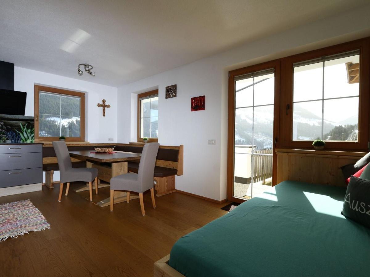 Holiday Flat Schoeser, Fuegen Fuegenberg Exterior foto