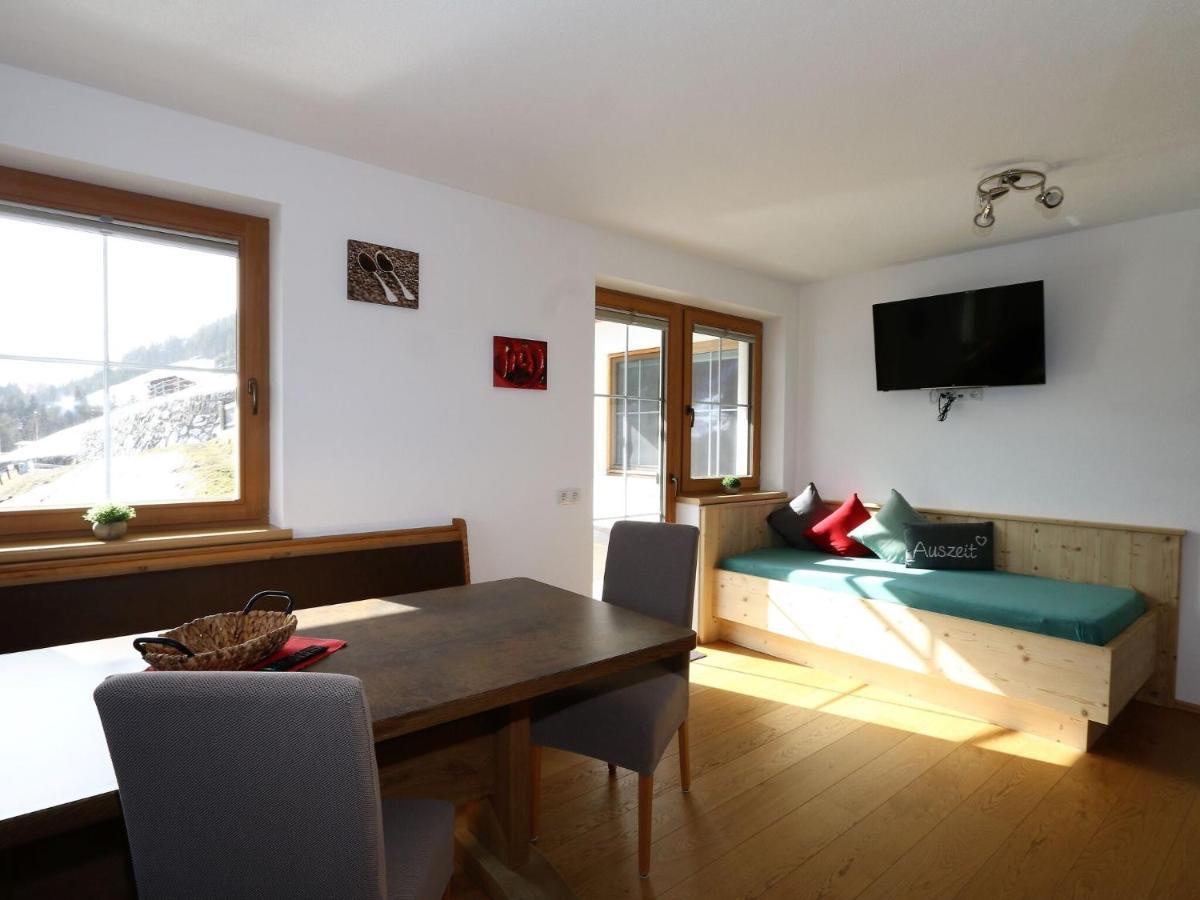 Holiday Flat Schoeser, Fuegen Fuegenberg Exterior foto